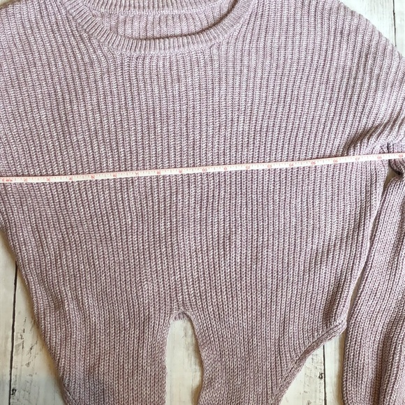 Hollister cropped sweater, size S - Picture 6 of 6